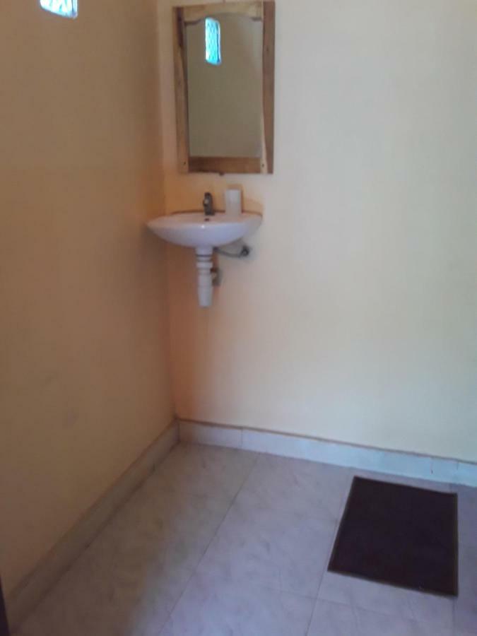 Telage Indah Homestay Kuta  エクステリア 写真